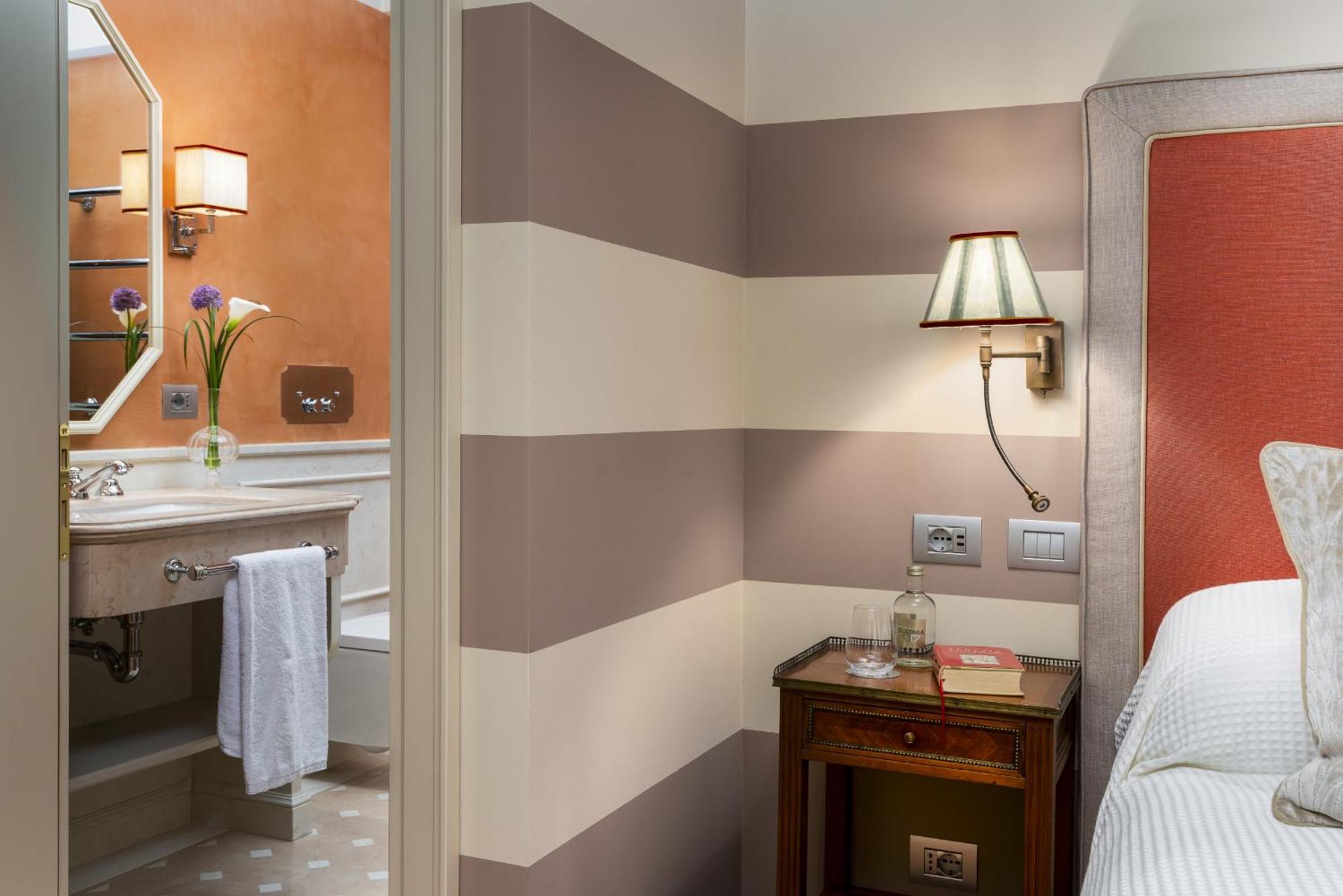 Apartment La Dimora Di Lady J Amazing Brandnew With 6 Luxury Bedrooms! Venice