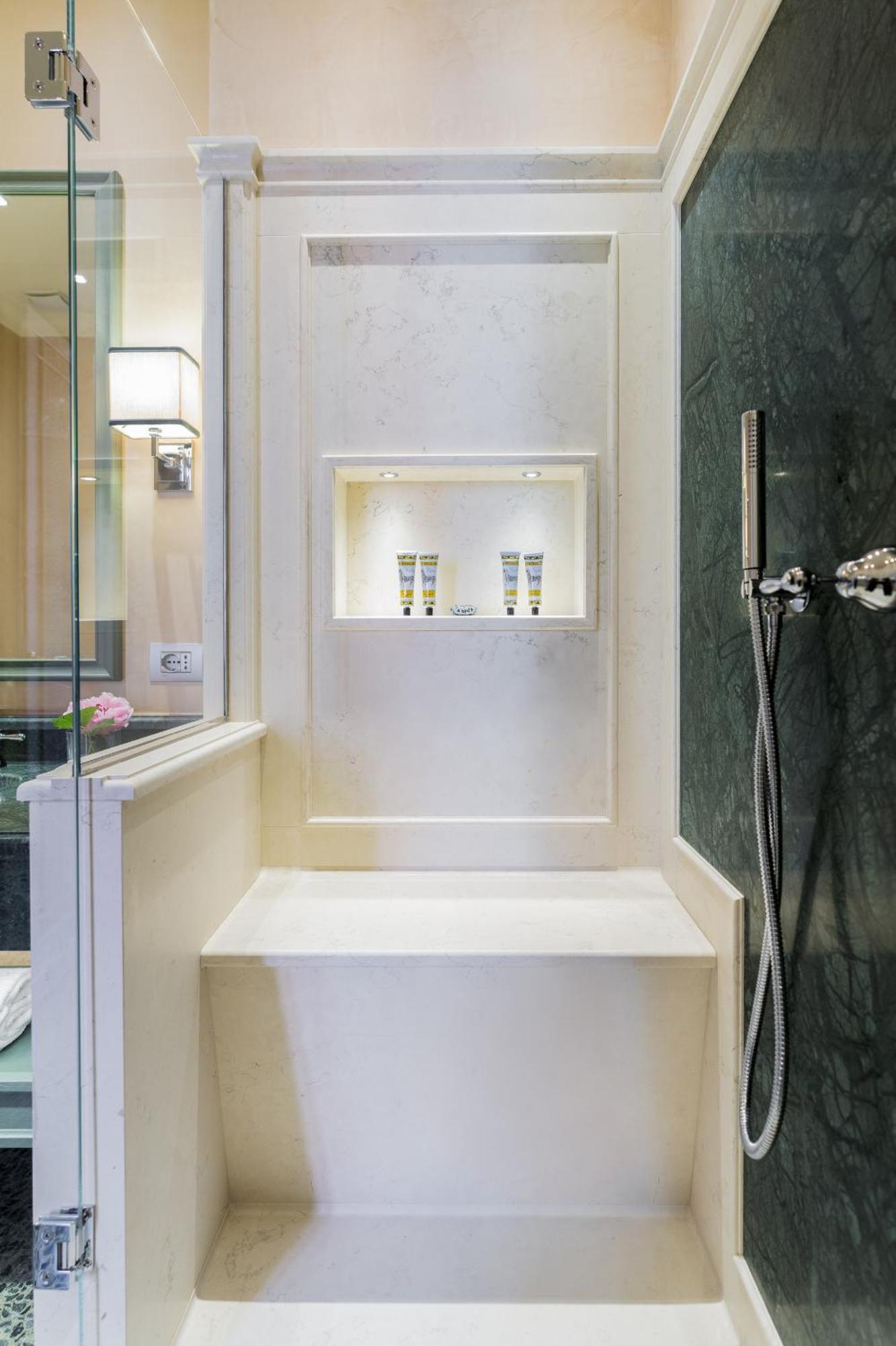 La Dimora Di Lady J Amazing Brandnew With 6 Luxury Bedrooms! Apartment Venice