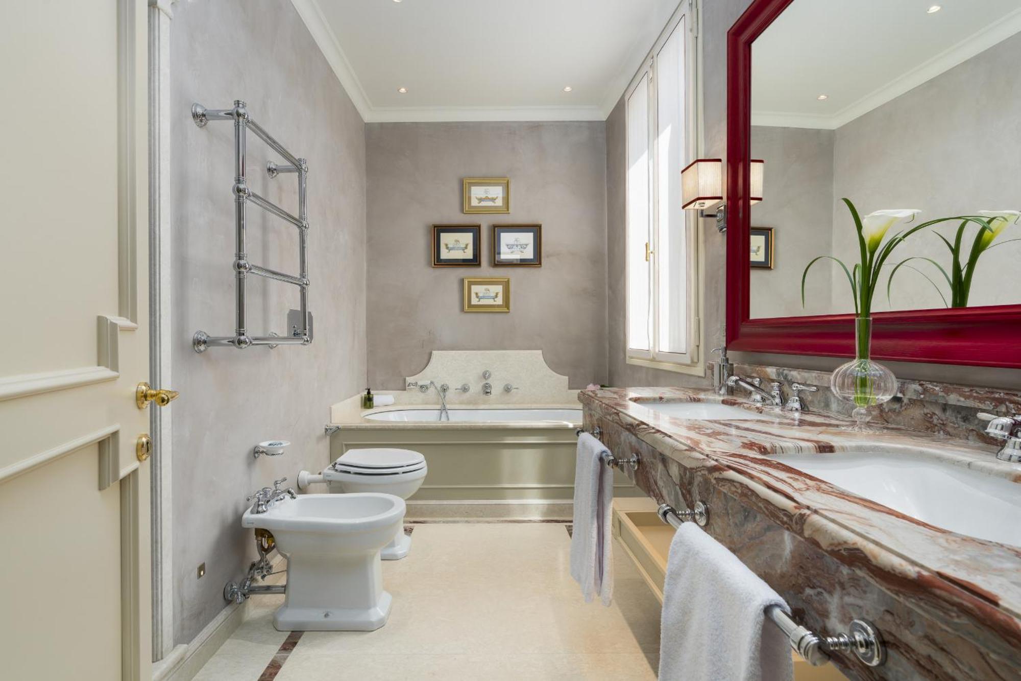 La Dimora Di Lady J Amazing Brandnew With 6 Luxury Bedrooms! Apartment Venice