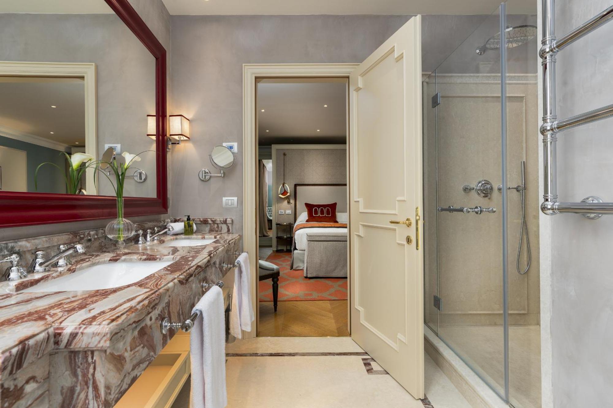 La Dimora Di Lady J Amazing Brandnew With 6 Luxury Bedrooms! Venice