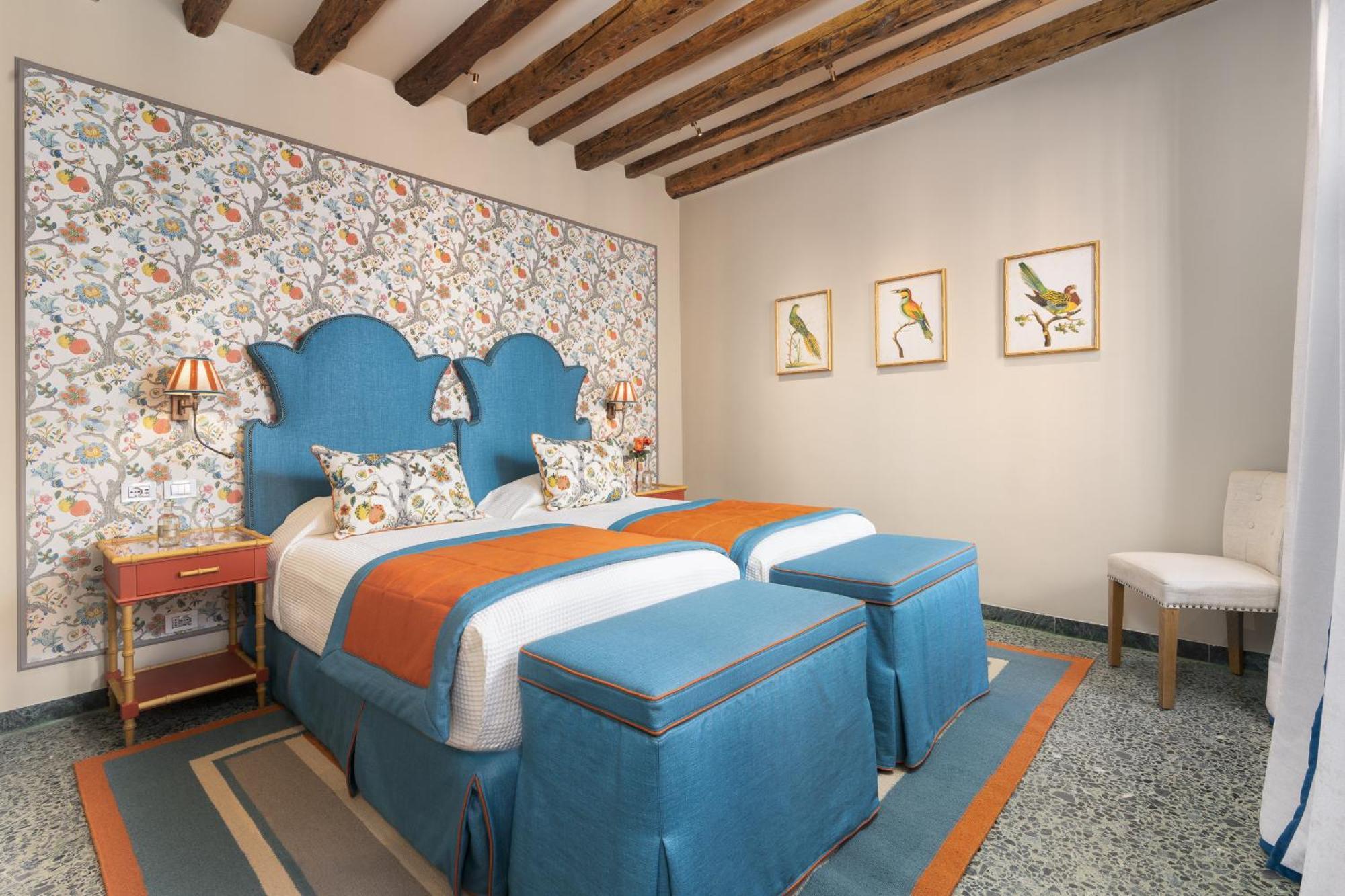 La Dimora Di Lady J Amazing Brandnew With 6 Luxury Bedrooms! Apartment Venice