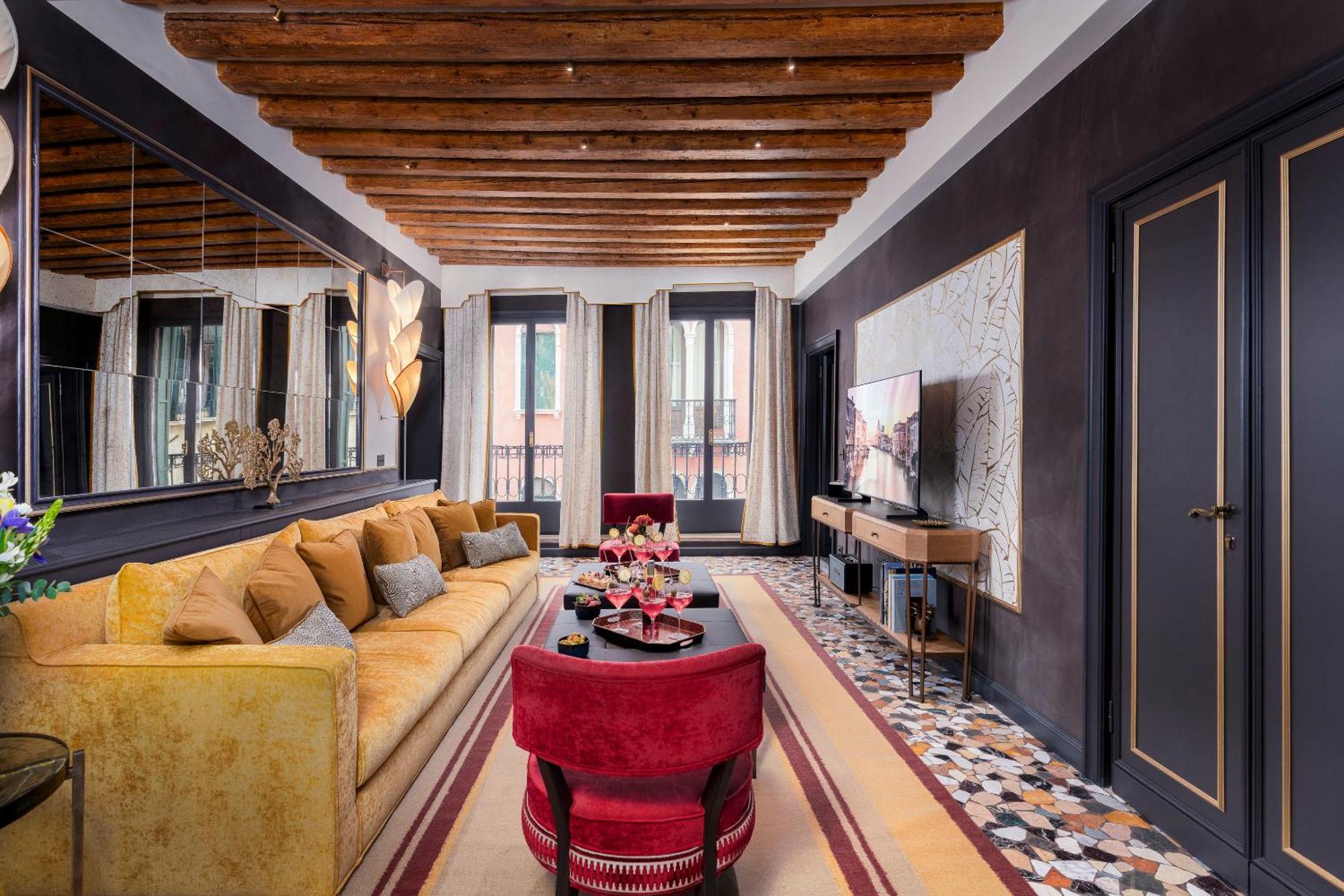 Apartment La Dimora Di Lady J Amazing Brandnew With 6 Luxury Bedrooms! *