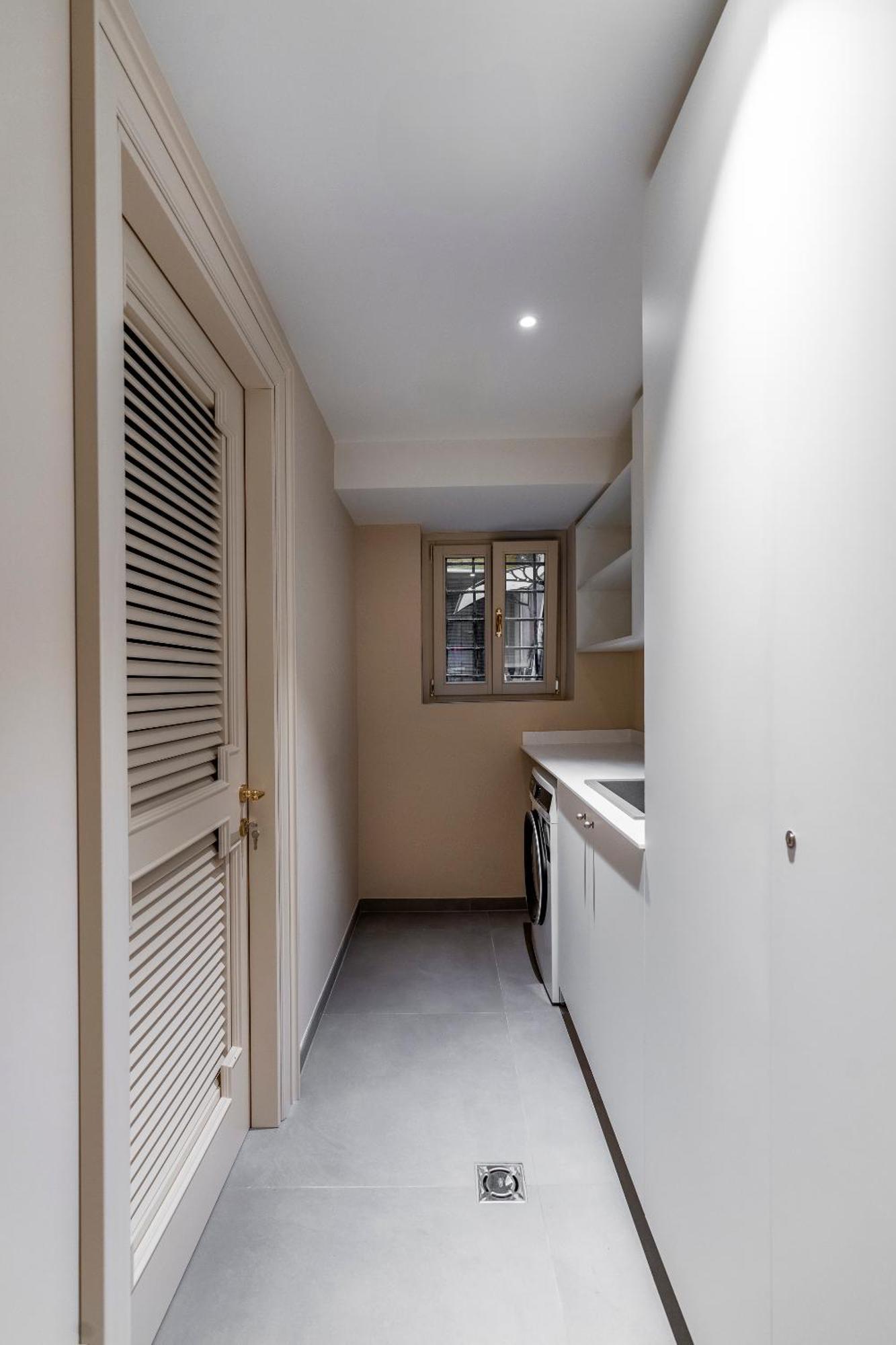 La Dimora Di Lady J Amazing Brandnew With 6 Luxury Bedrooms!
